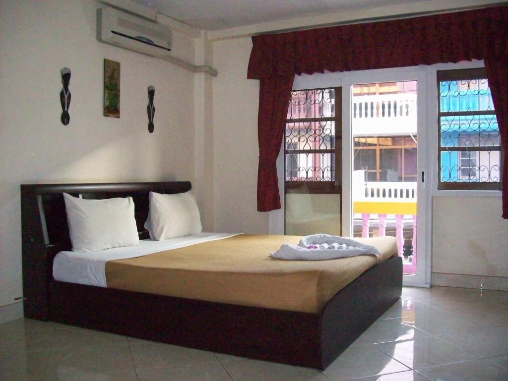 Chaiyapoon Inn Pattaya Værelse billede