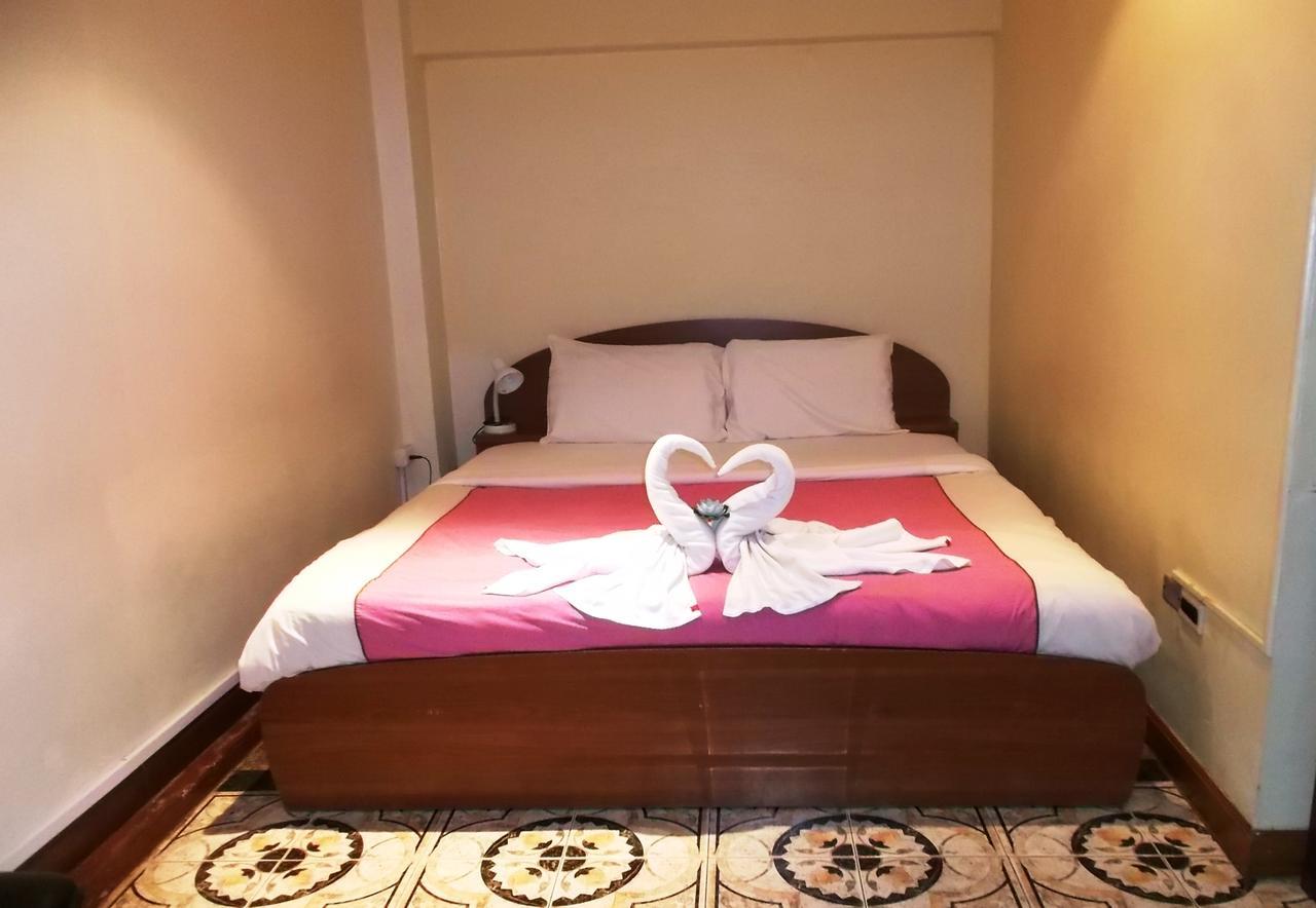 Chaiyapoon Inn Pattaya Eksteriør billede