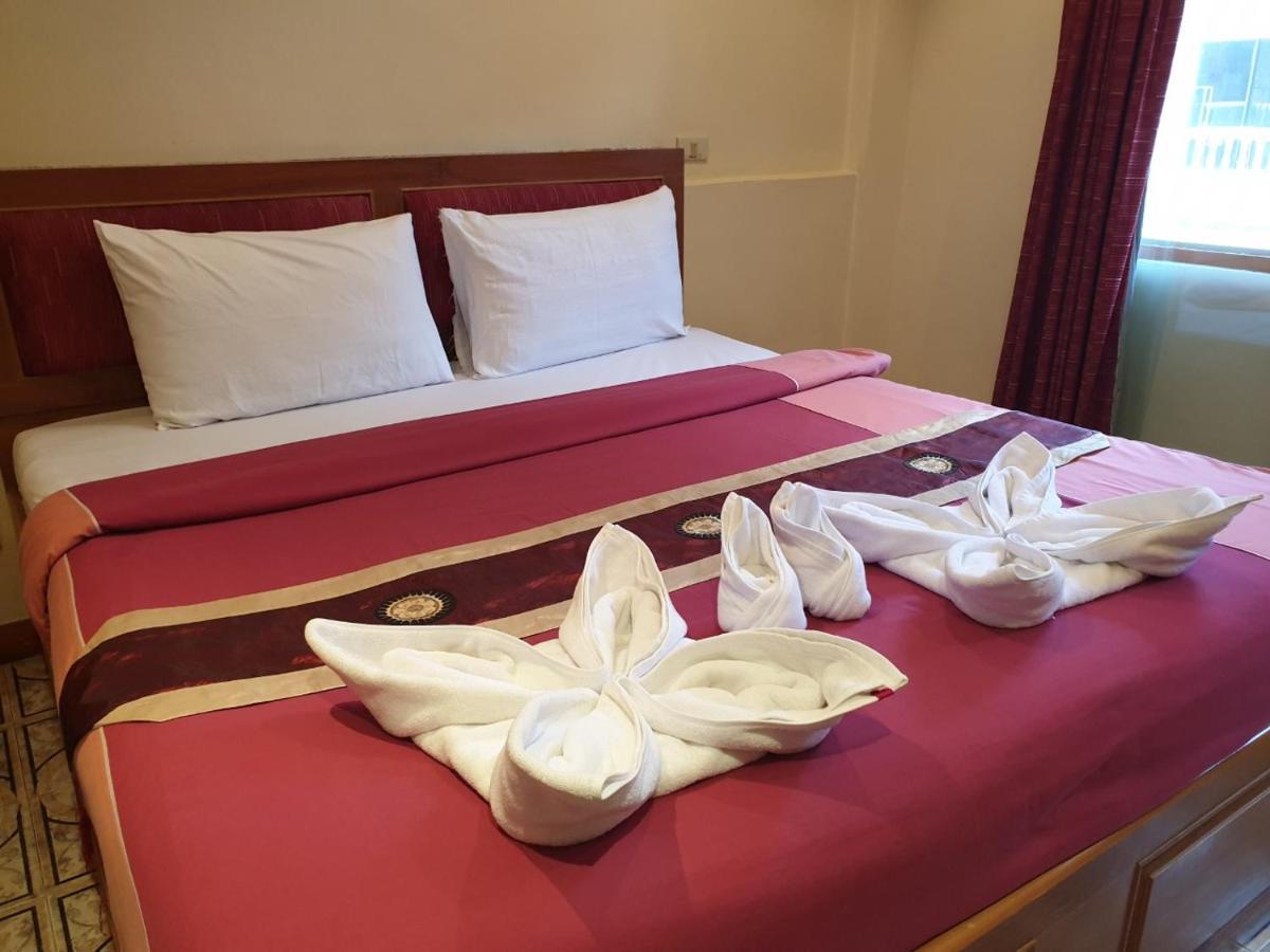 Chaiyapoon Inn Pattaya Eksteriør billede