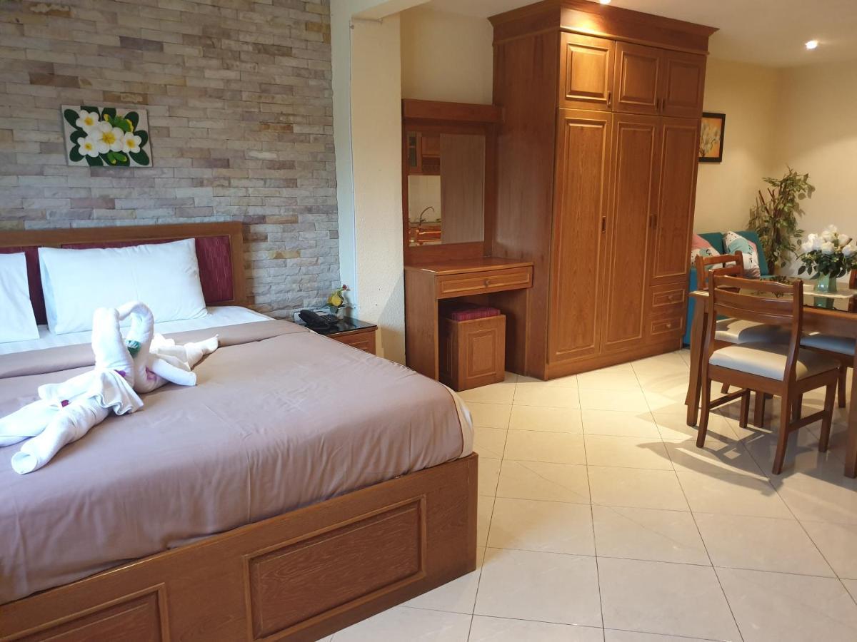 Chaiyapoon Inn Pattaya Eksteriør billede